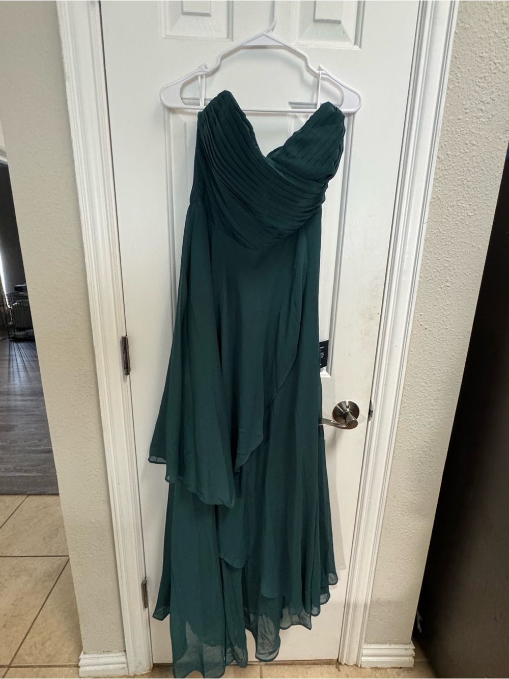 Lulu's Strapless Emerald Green Chiffon Gown